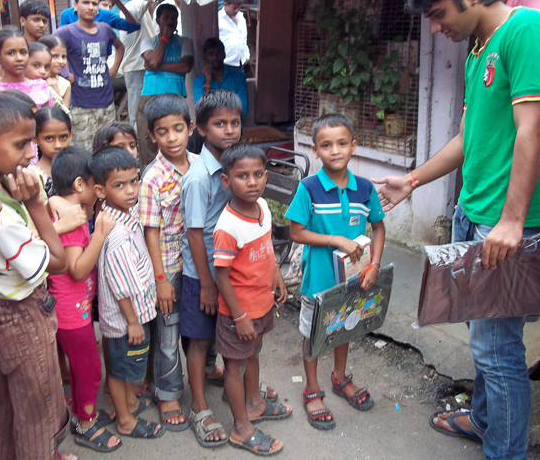 Donation of school kits to underprivileged children parsiwadi chawl, Ghatkopar